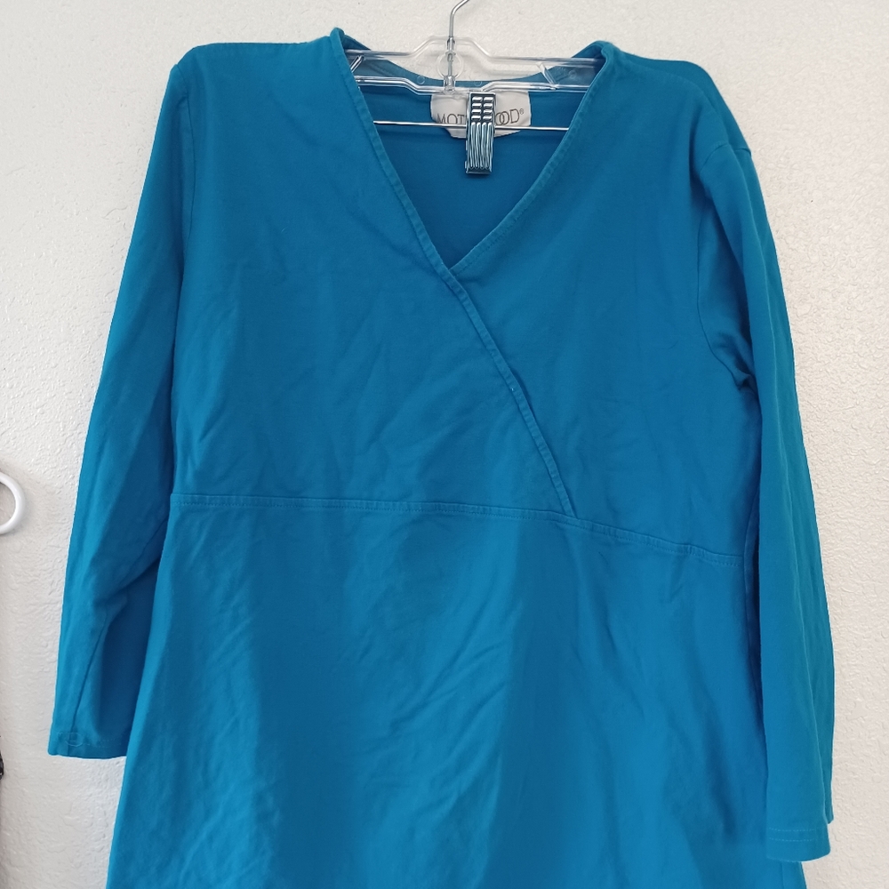 Motherhood Maternity size large color blue long-sleeve shirt
